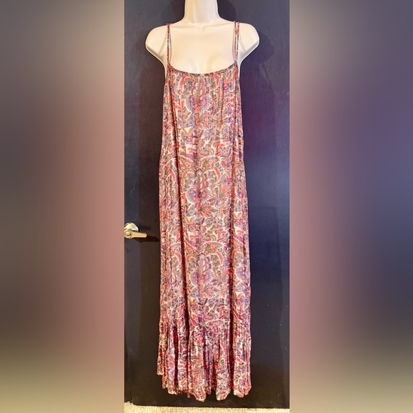 NATURAL LIFE Dresses & Skirts - NWT NATURAL LIFE Pink and Cream metallic boho Bollywood floral Maxi Dress. Sz M